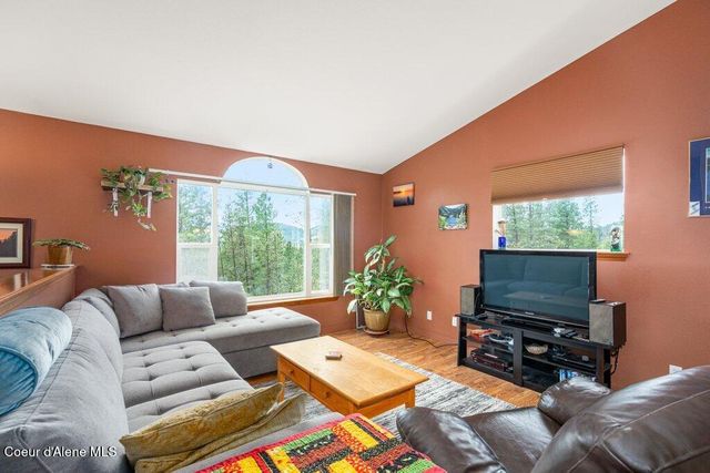 286A Abbey Rd, Cataldo, ID 83810