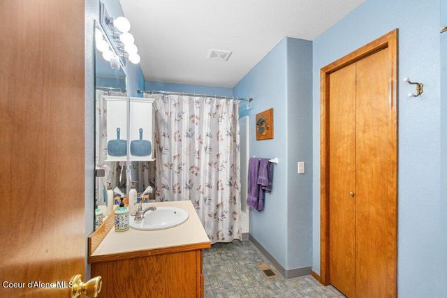 286A Abbey Rd, Cataldo, ID 83810
