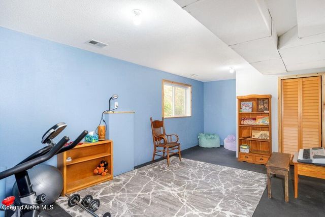 286A Abbey Rd, Cataldo, ID 83810