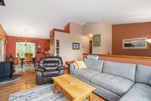 286A Abbey Rd, Cataldo, ID 83810