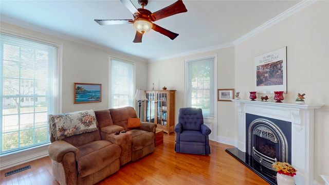 125 East William Street, Bath, NY 14810