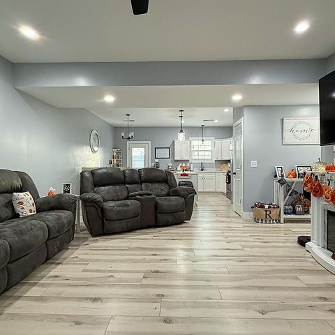 200 Brook Cove, Berea, KY 40403