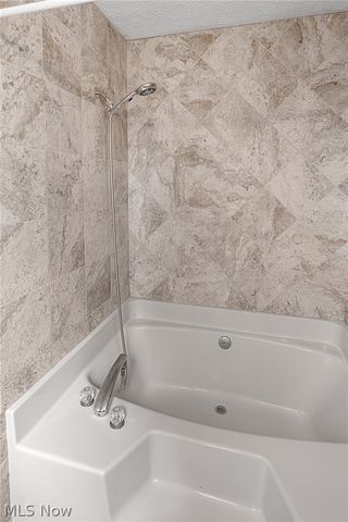 7562 Southampton Drive, North Royalton, OH 44133