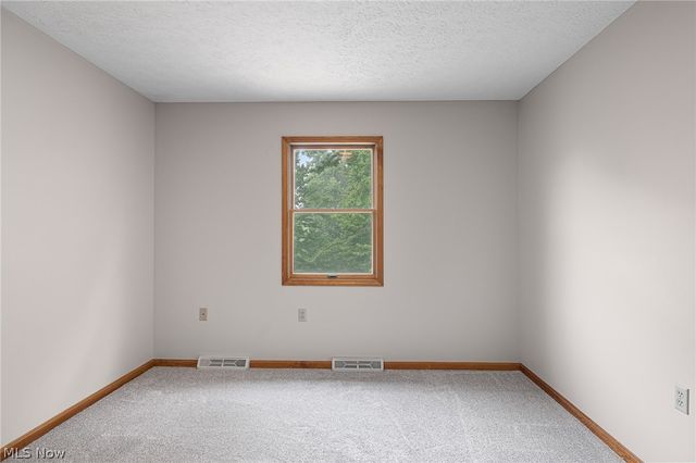 7562 Southampton Drive, North Royalton, OH 44133