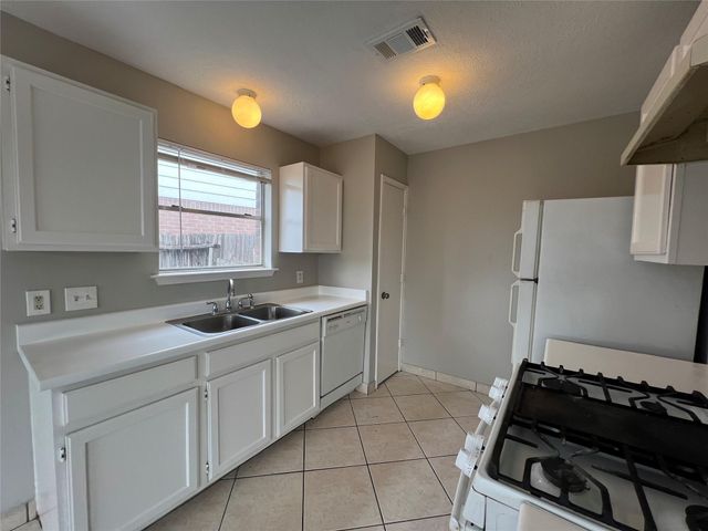 8811 Baskove Drive, Houston, TX 77088