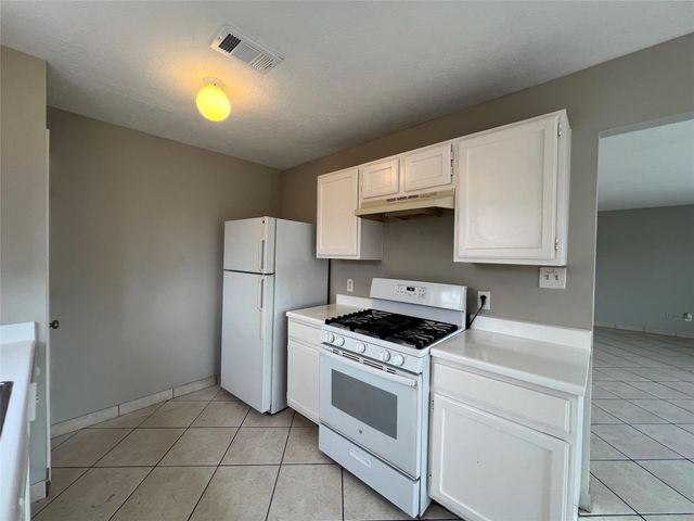 8811 Baskove Drive, Houston, TX 77088