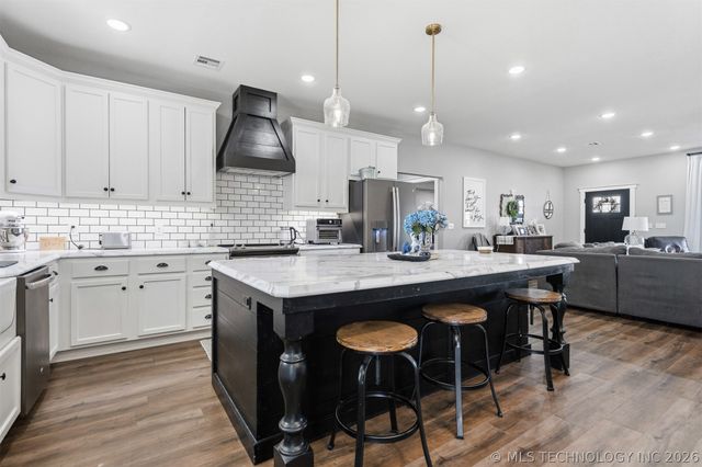 125 Enterprise, Lone Grove, OK 73443