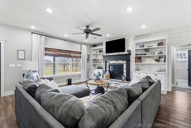 125 Enterprise, Lone Grove, OK 73443
