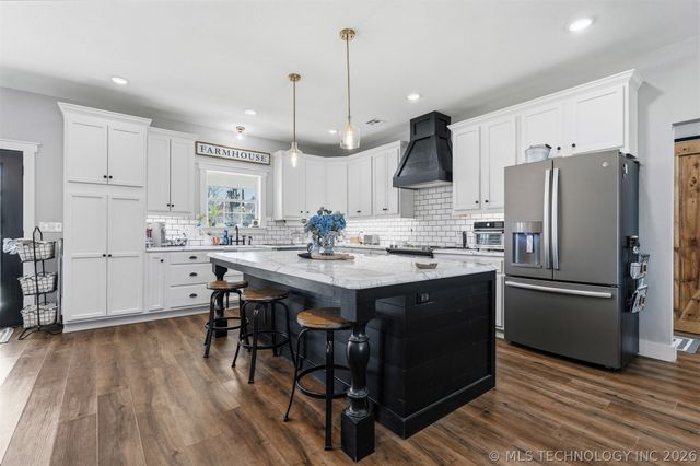 125 Enterprise, Lone Grove, OK 73443