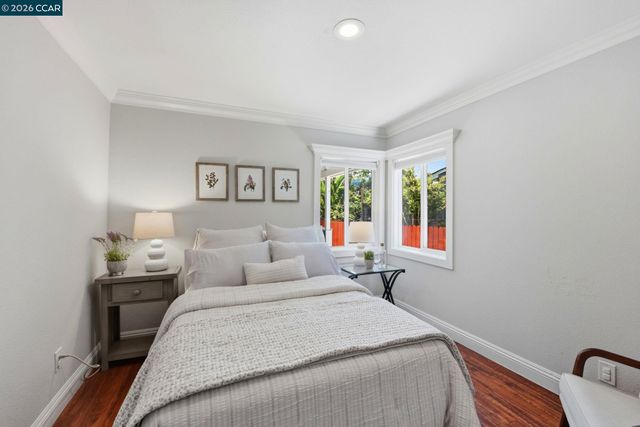 916 Bataan Ave, Berkeley, CA 94710