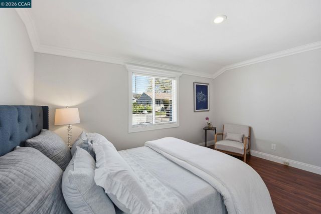 916 Bataan Ave, Berkeley, CA 94710