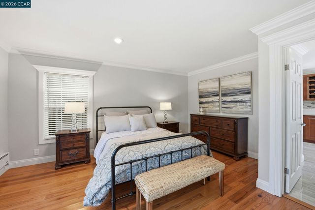 916 Bataan Ave, Berkeley, CA 94710