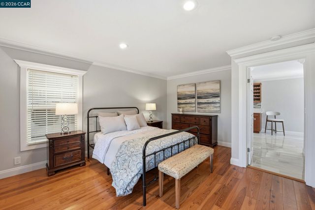 916 Bataan Ave, Berkeley, CA 94710