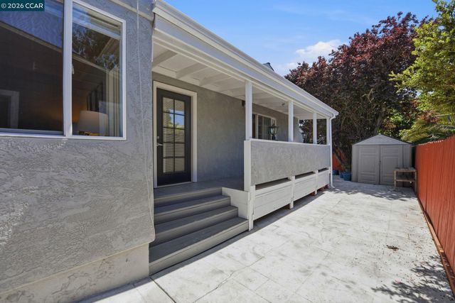 916 Bataan Ave, Berkeley, CA 94710