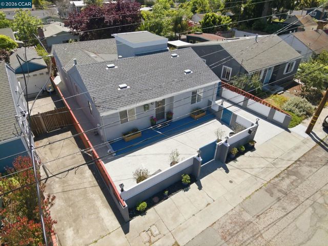 916 Bataan Ave, Berkeley, CA 94710