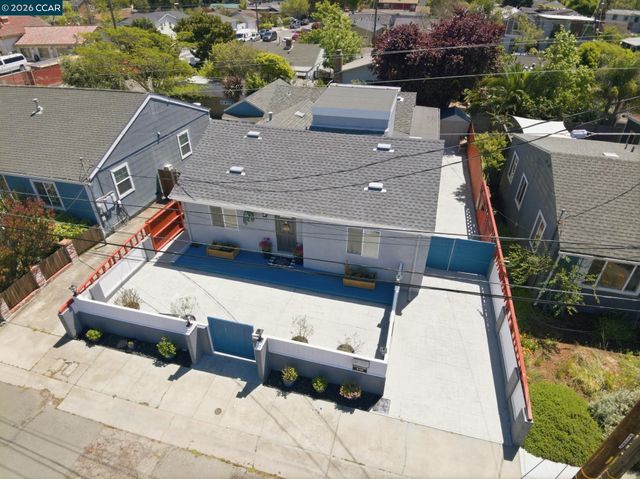 916 Bataan Ave, Berkeley, CA 94710