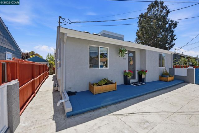 916 Bataan Ave, Berkeley, CA 94710
