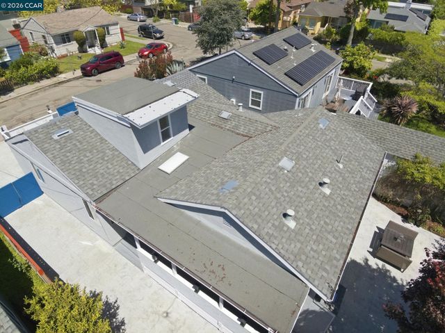 916 Bataan Ave, Berkeley, CA 94710