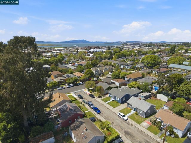 916 Bataan Ave, Berkeley, CA 94710
