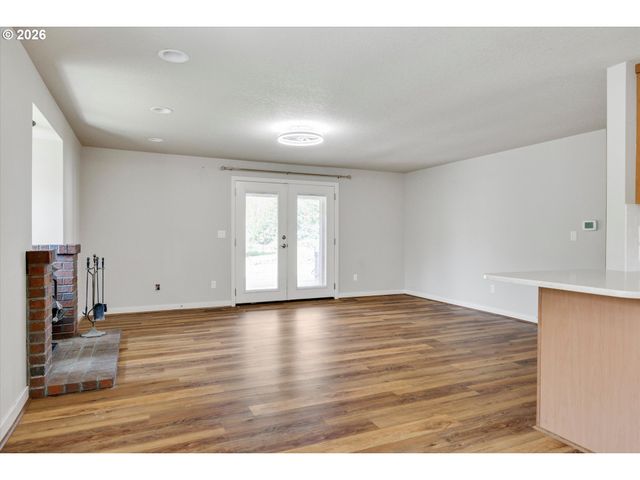 17139 S Bradley Rd, Oregon City, OR 97045