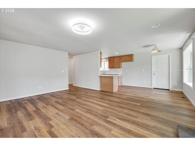 17139 S Bradley Rd, Oregon City, OR 97045