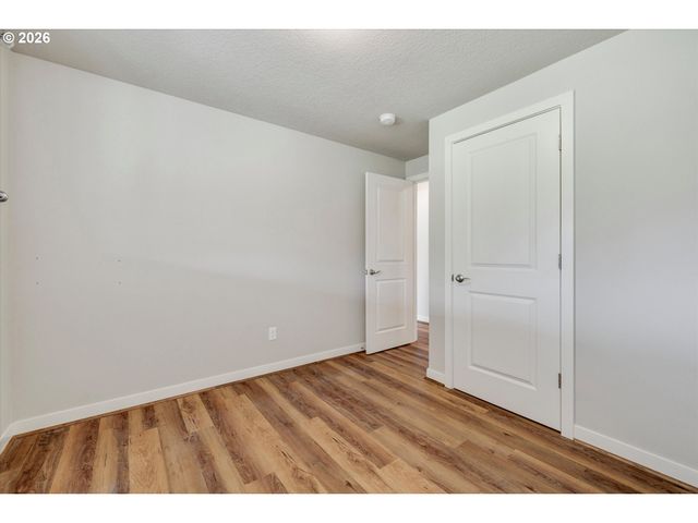 17139 S Bradley Rd, Oregon City, OR 97045