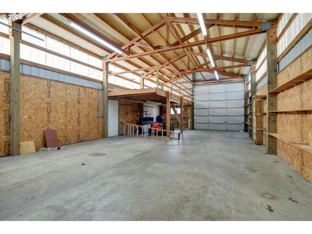 17139 S Bradley Rd, Oregon City, OR 97045