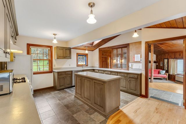 1641 West Hill Road, Rochester, VT 05767