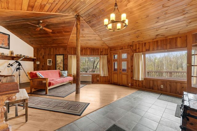 1641 West Hill Road, Rochester, VT 05767