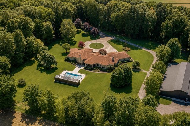 6797 Scottdale Road, Berrien Springs, MI 49103
