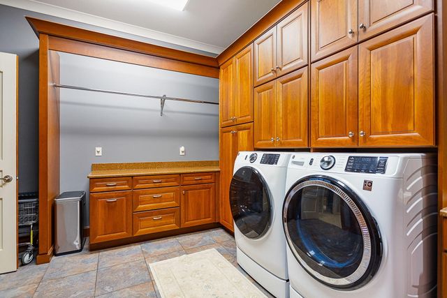 6797 Scottdale Road, Berrien Springs, MI 49103