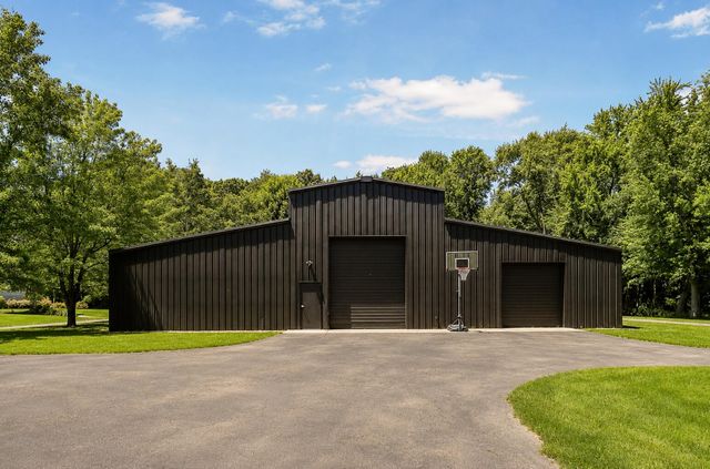 6797 Scottdale Road, Berrien Springs, MI 49103