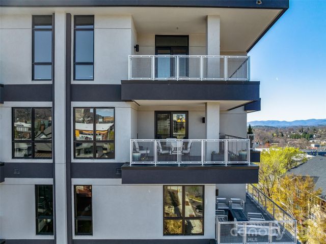 145 Biltmore Avenue 602, Asheville, NC 28801