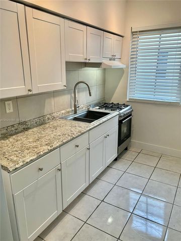 1124 Pennsylvania Avenue 4, Miami Beach, FL 33139