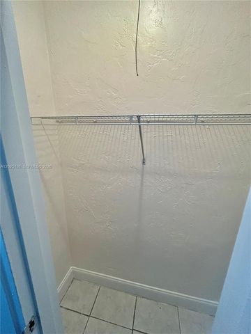 1124 Pennsylvania Avenue 4, Miami Beach, FL 33139