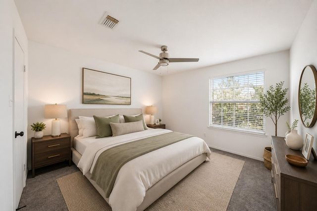 8243 Creekbend Drive 8243, Houston, TX 77071