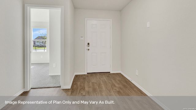 1035 Gladys Run, Seguin, TX 78155