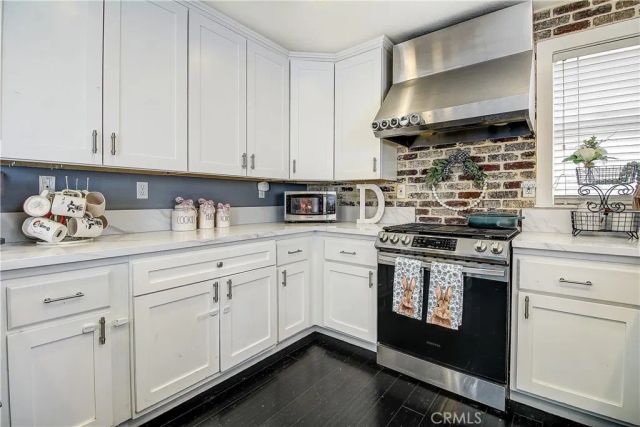 3533 Millhouse Court, Riverside, CA 92503