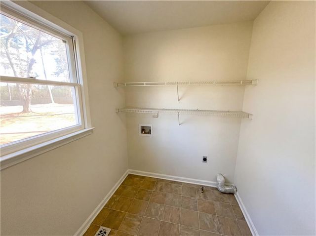 1012 Crown Corners Drive, Mcdonough, GA 30253