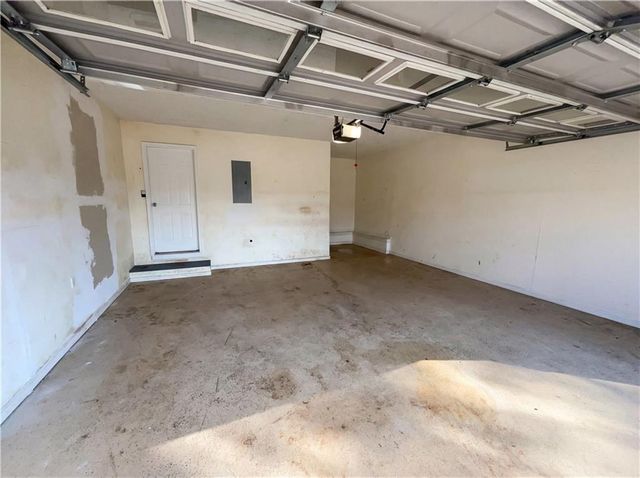 1012 Crown Corners Drive, Mcdonough, GA 30253