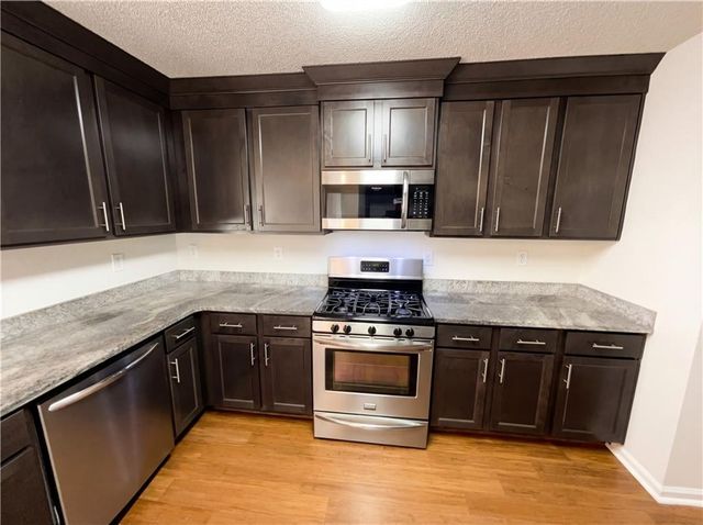 1012 Crown Corners Drive, Mcdonough, GA 30253