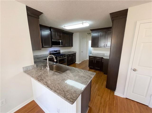 1012 Crown Corners Drive, Mcdonough, GA 30253