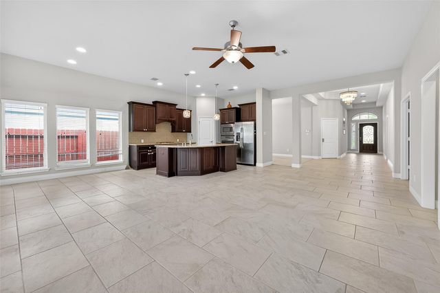 18011 Begbie Path, Richmond, TX 77407