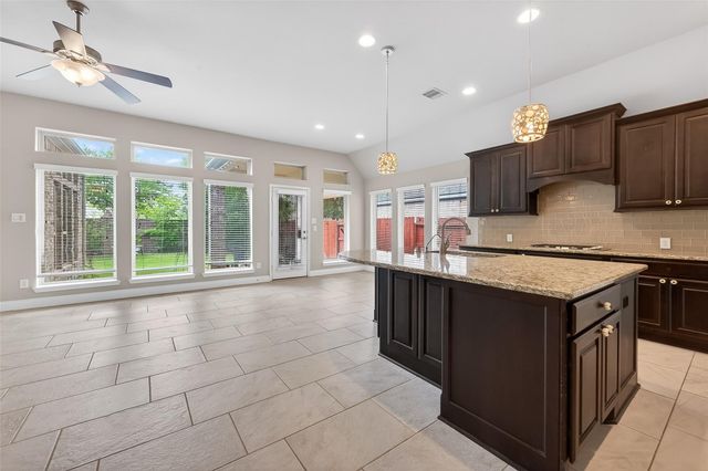 18011 Begbie Path, Richmond, TX 77407