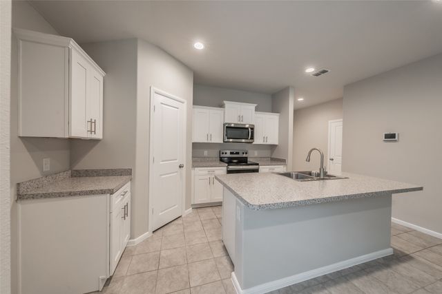 304 Abingdon Street, Azle, TX 76020