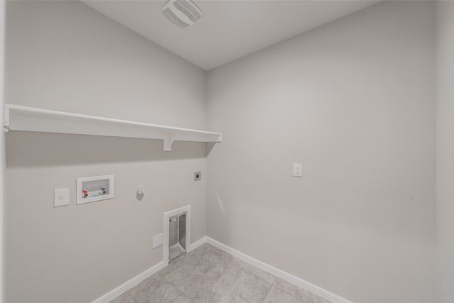 304 Abingdon Street, Azle, TX 76020