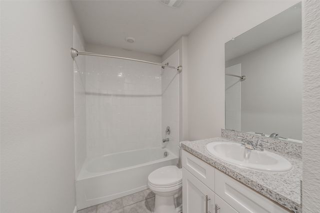 304 Abingdon Street, Azle, TX 76020