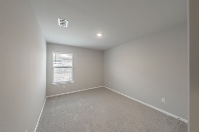 304 Abingdon Street, Azle, TX 76020