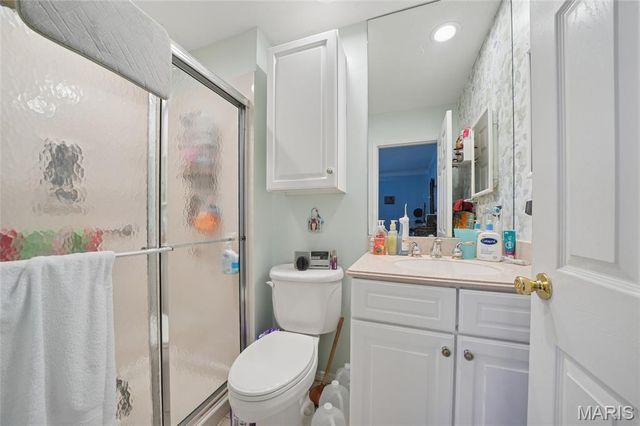 4 Parkrose Court, Ballwin, MO 63011