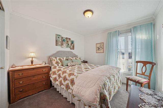 4 Parkrose Court, Ballwin, MO 63011